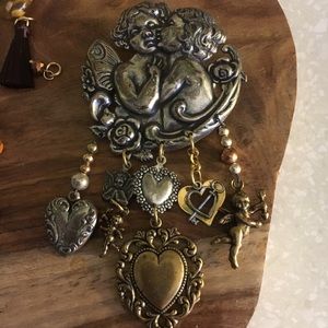 Jewelry, Vintage brooch